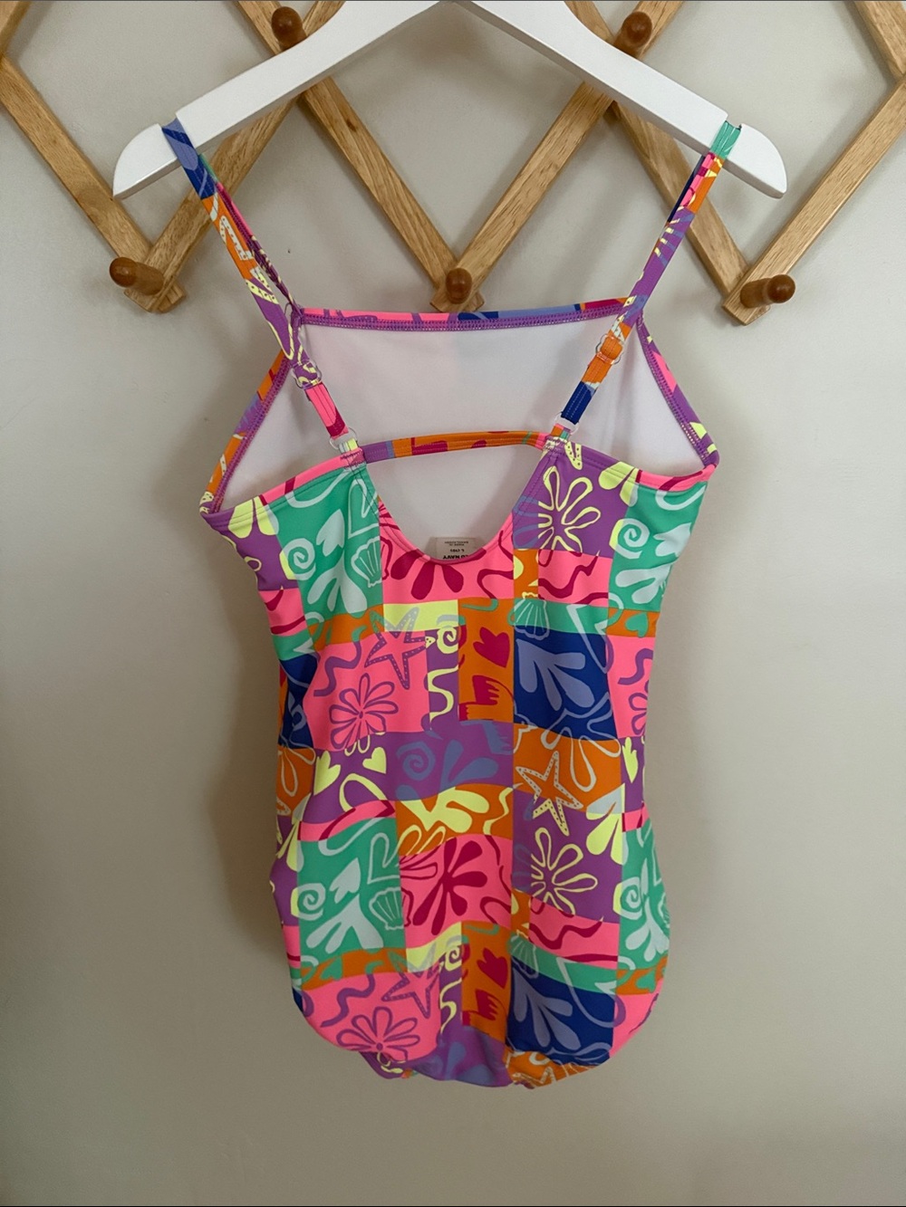 Old Navy Girls Size 10 L One Piece Swimsuit Colorful Patchwork Tropical Floral - Picture 3 of 3